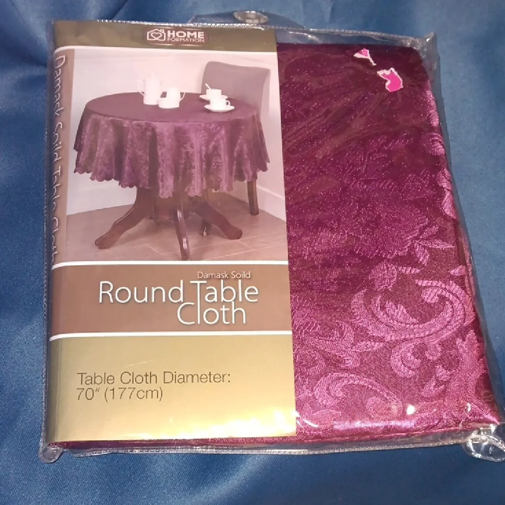 Home Collection Damask Solid Plum Table Cloth